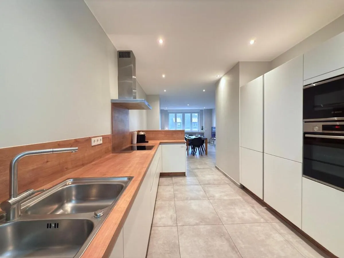 Spacious 3 Bedrooms W Parking In Limpertsberg Luxembourg 0*,  Luxembourg